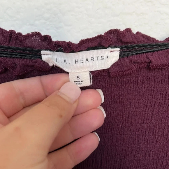L.A. Hearts Maroon Long Sleeve Rouched Crop Top - Picture 2 of 4
